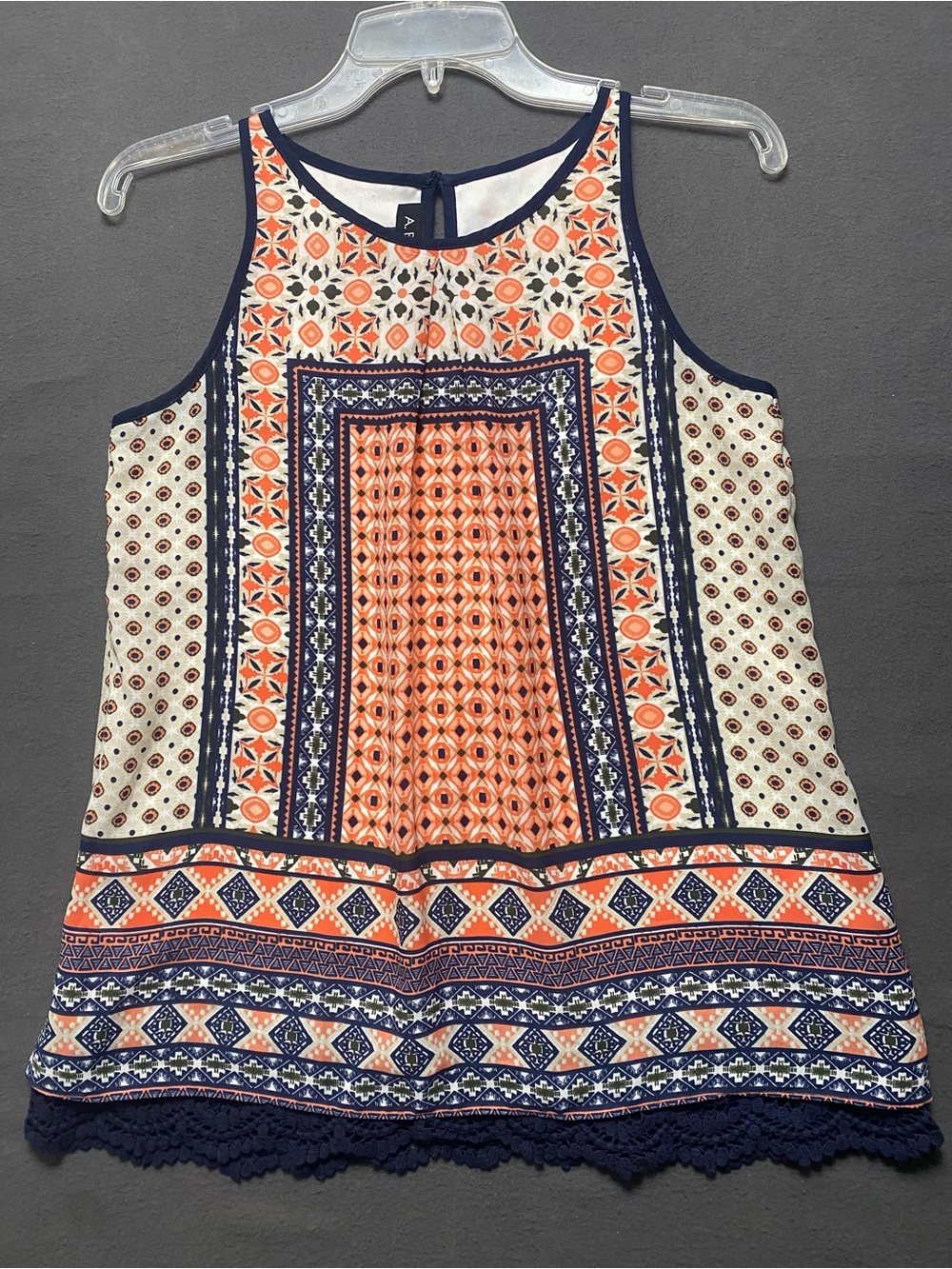 A. Byer Women’s Small Navy and Coral Patterned Sleeveless Tank